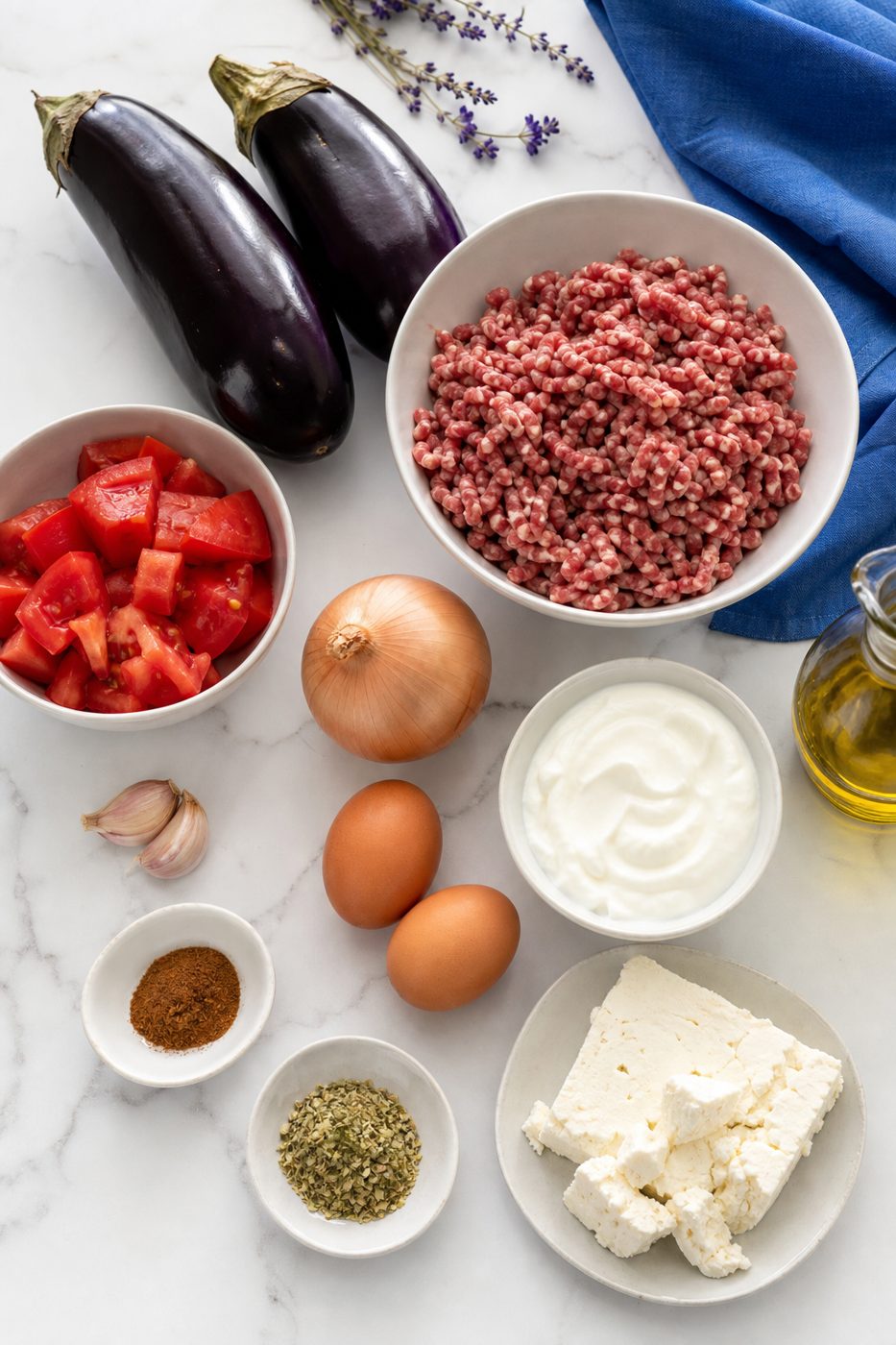 Zutaten für Keto-Auberginen-Moussaka