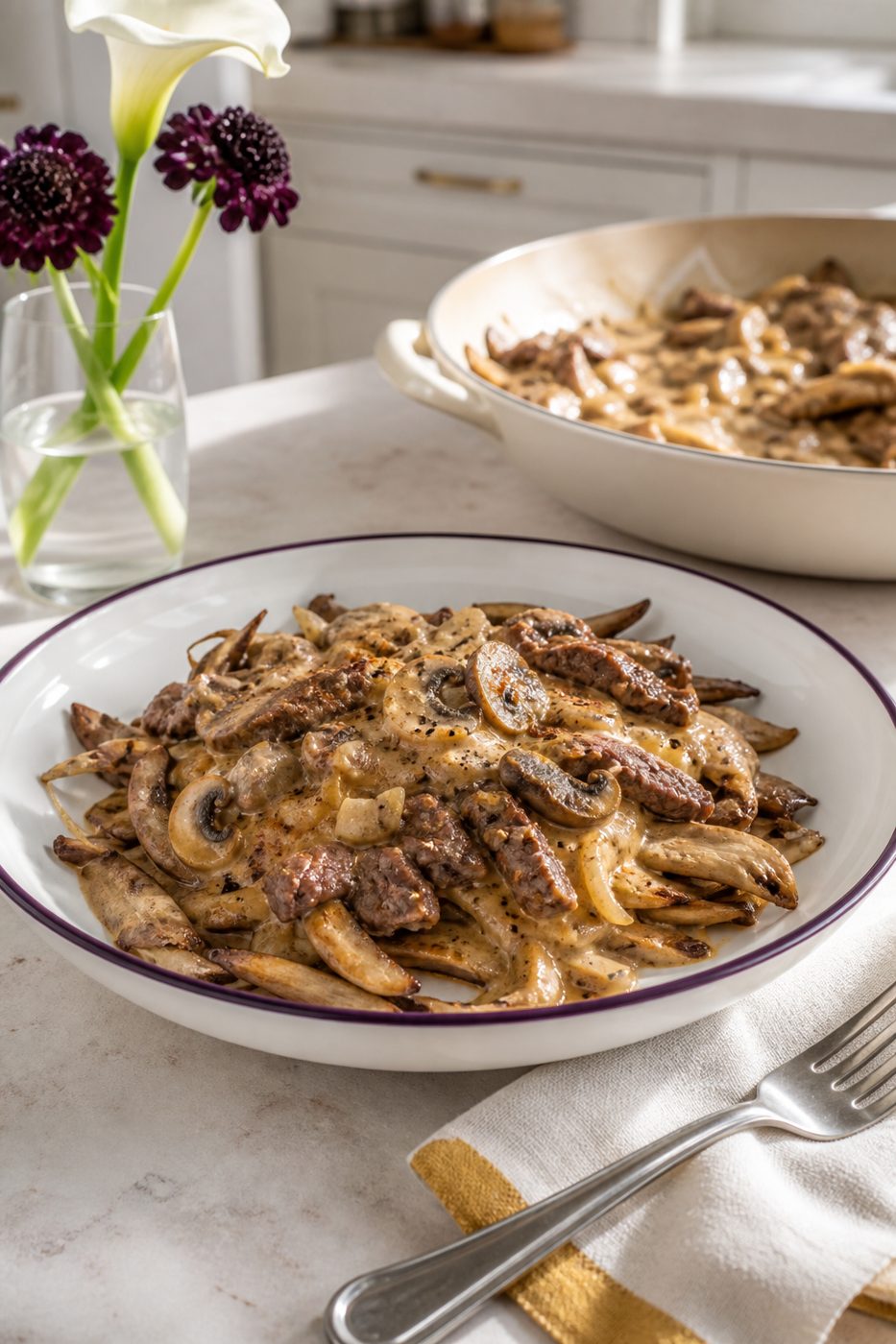 Beef Stroganoff mit Pilznudeln